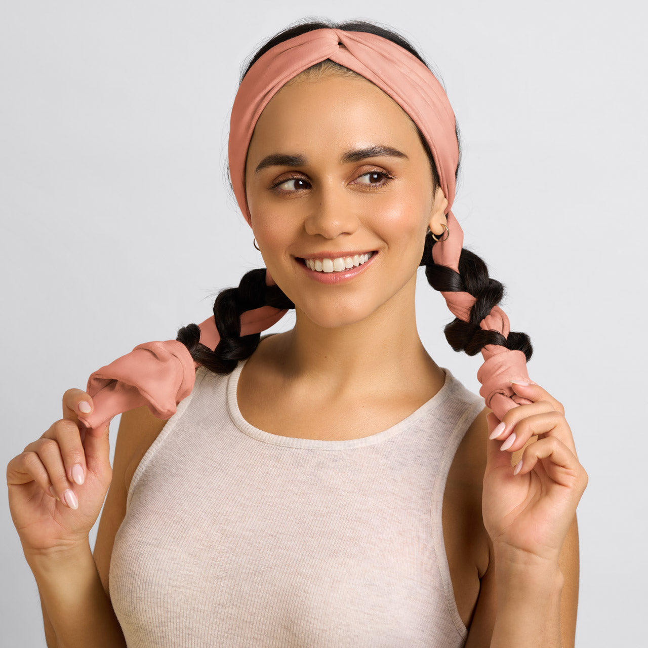 510194-Set_FlowActiveHeadband-Terracotta-Sleep-Model-5-1280x1280px.jpg